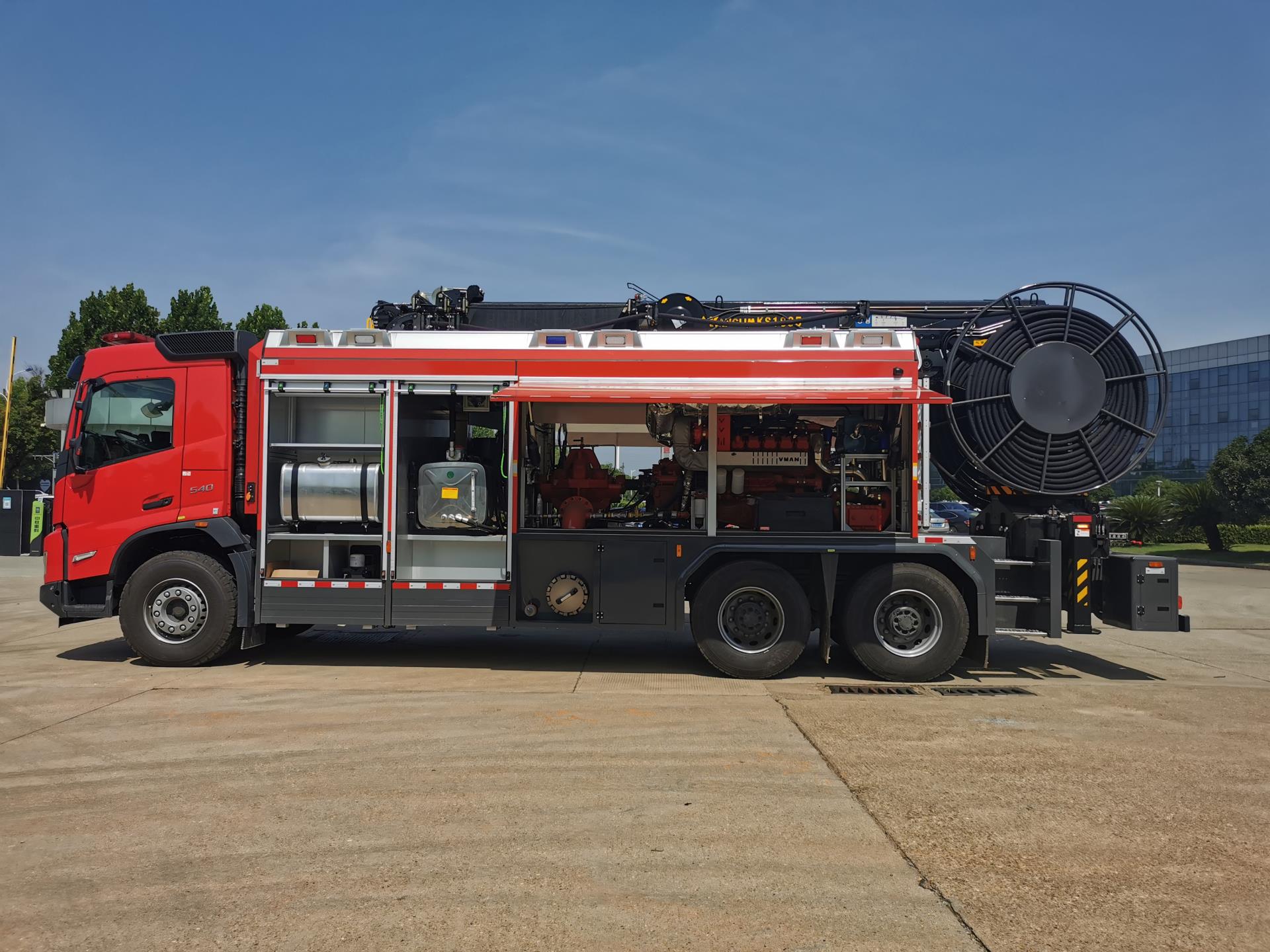 ZLF5240TXFBP200泵浦消防车_产品型号_产品段位_小类_应急装备_产品中心_ABG欧博
